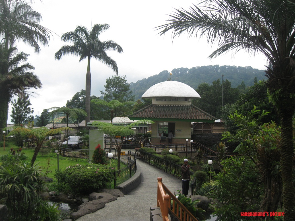 At Ta'awun, Masjid Anggun di Puncak Pass  Sang Nananging 